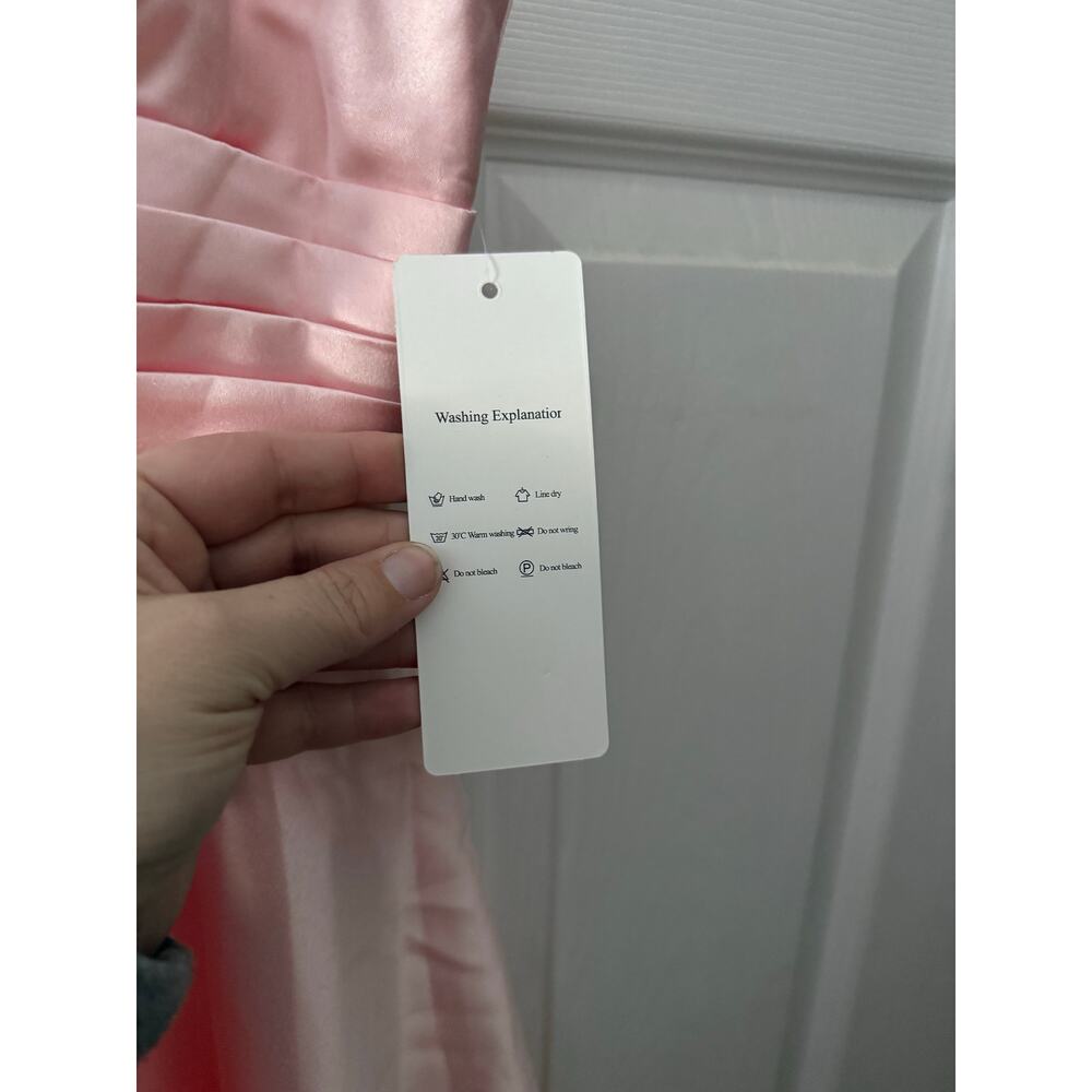 Light Pink Satin Dress Size XSmall NWT - Picture 5 of 7
